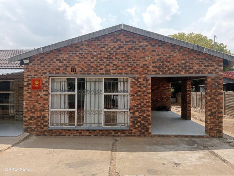 3 Bedroom Property for Sale in Sasolburg Free State